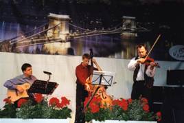 Fidelzardo-Trio auf dem Fest der Kulturen in Bonn 2005